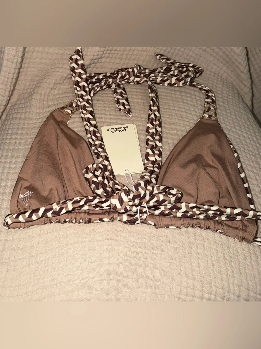 MONDAY Swimwear Morocco Top In Husk Geo Size VV 14/16 Swimsuit Top Swim Top